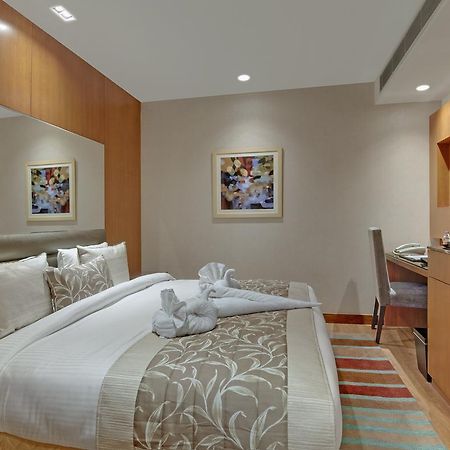 Beacon Hotel Nirman Vihar New Delhi Exterior photo