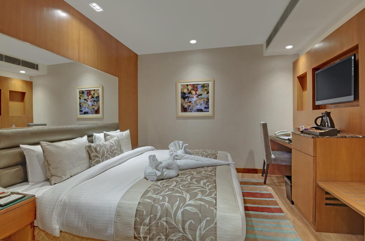 Beacon Hotel Nirman Vihar New Delhi Exterior photo