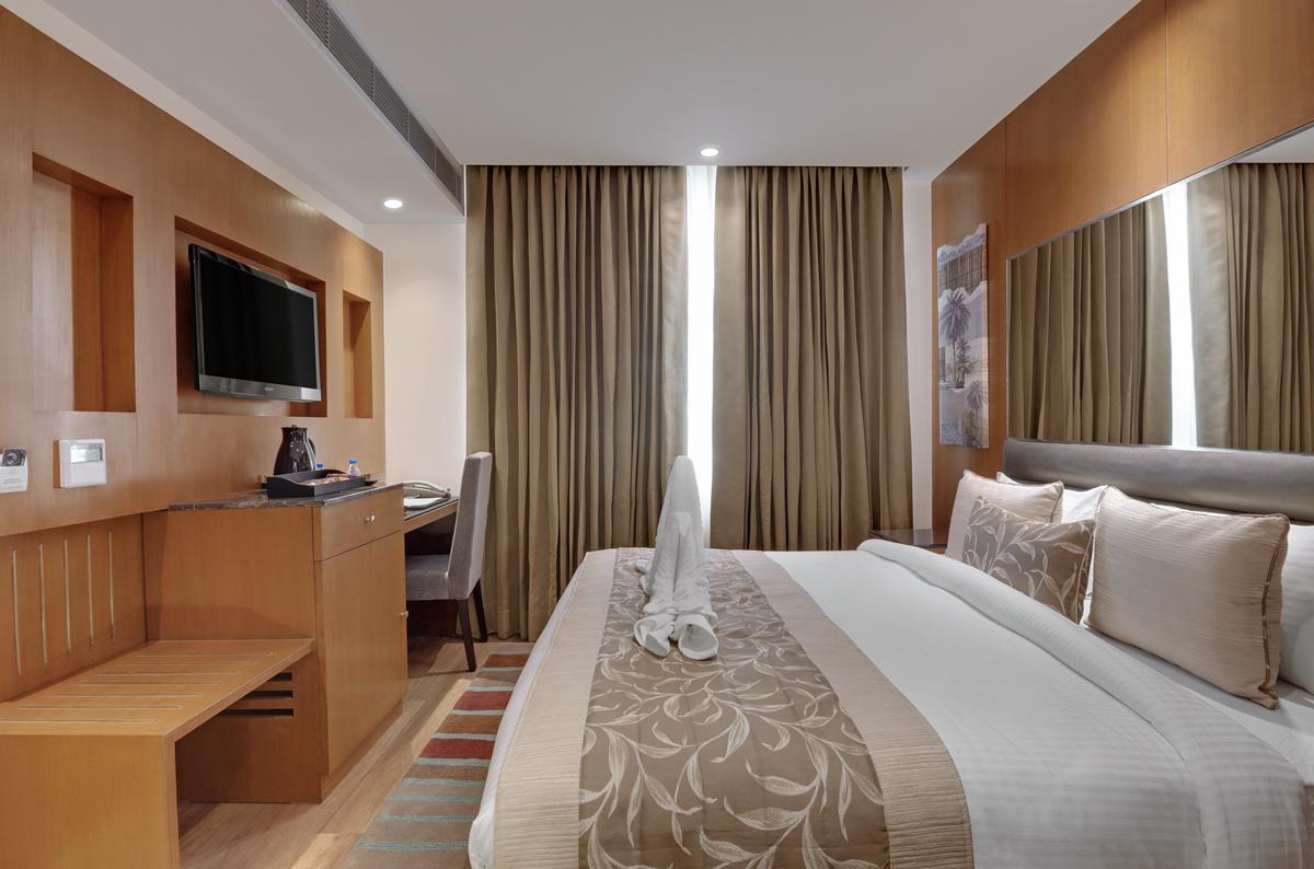 Beacon Hotel Nirman Vihar New Delhi Exterior photo